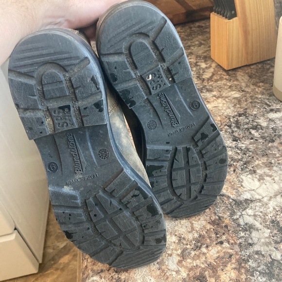 Blundstone Men's Rustic Brown Chelsea Boots - Picture 6 of 6